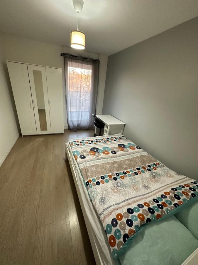 Logement La Courneuve-Aubervilliers Rerb Экстерьер фото